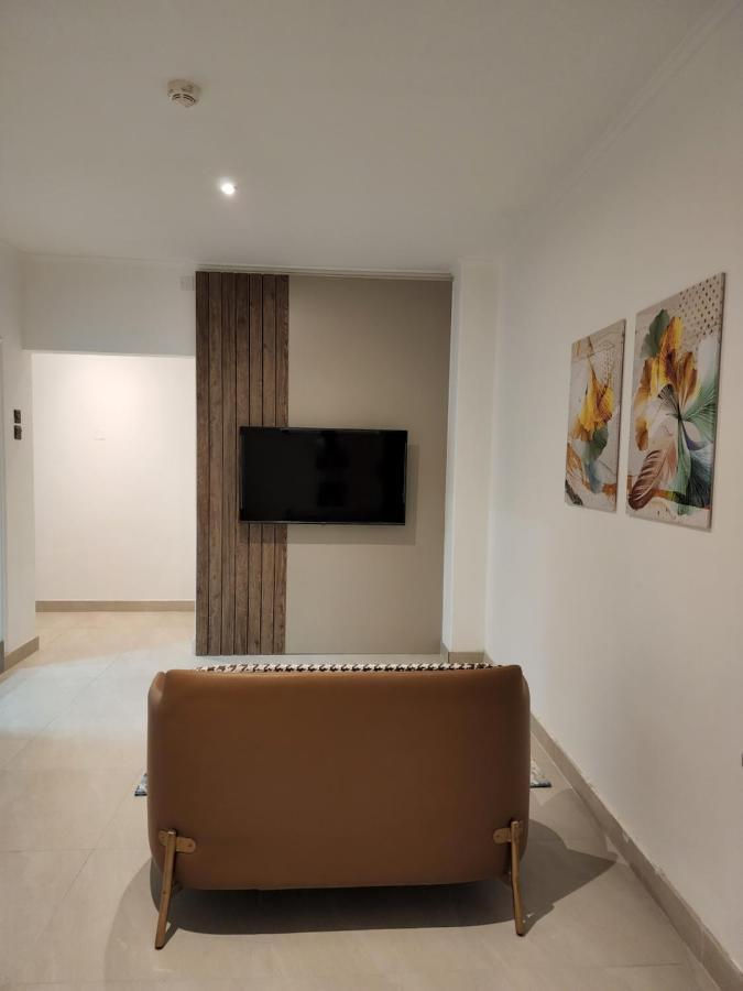 Imperial Suites Hotel Al-Manamah Bagian luar foto