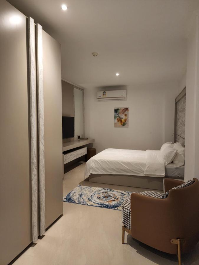 Imperial Suites Hotel Al-Manamah Bagian luar foto