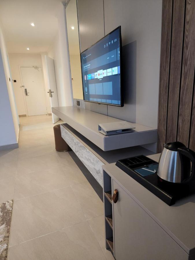 Imperial Suites Hotel Al-Manamah Bagian luar foto