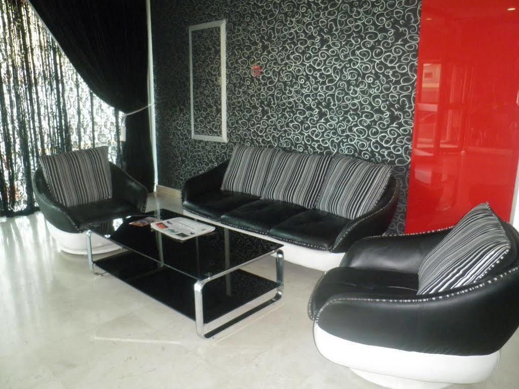 Imperial Suites Hotel Al-Manamah Bagian luar foto